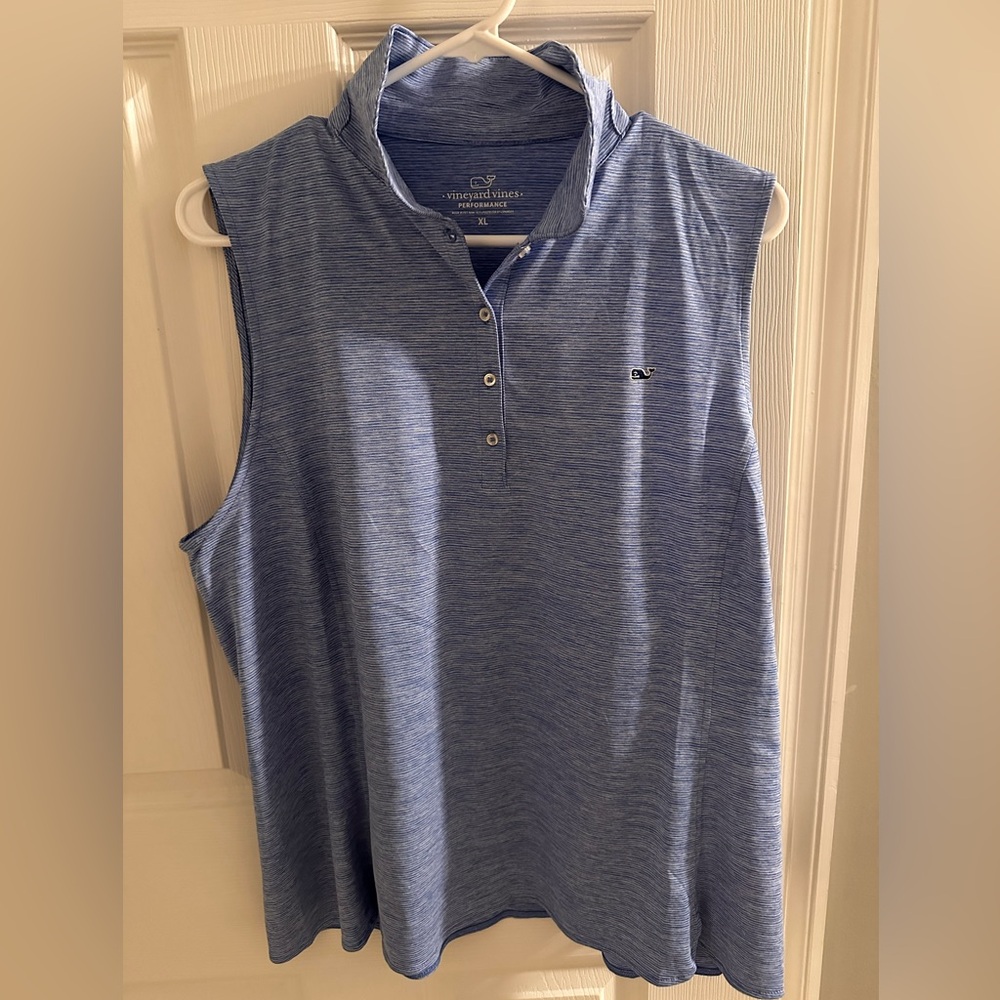 Vineyard Vines Women's Performance Sleeveless top.